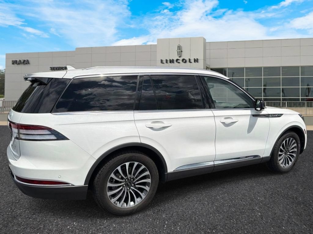 Used 2021 Lincoln Aviator Reserve w/ Elements Package Plus RWD image 3