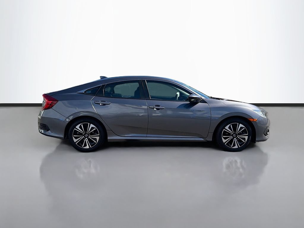 Used 2017 Honda Civic EX-T image 4