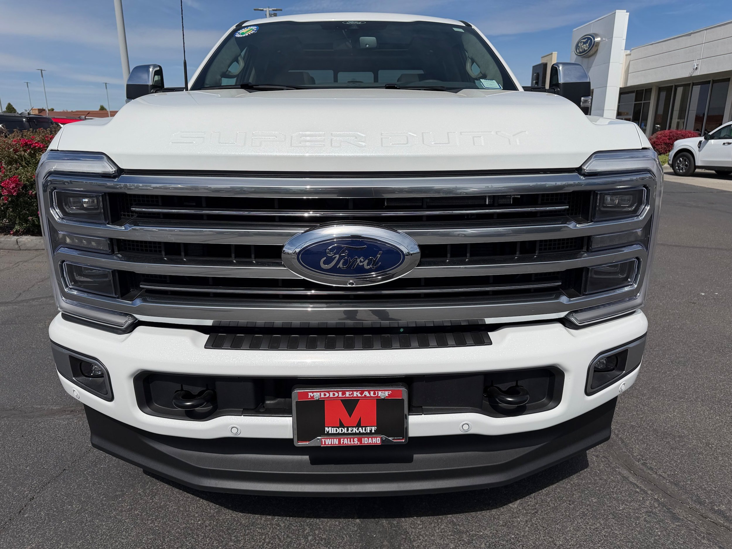 New 2026 Ford F350 Platinum w/ Platinum Plus Package AWD/4WD image 8