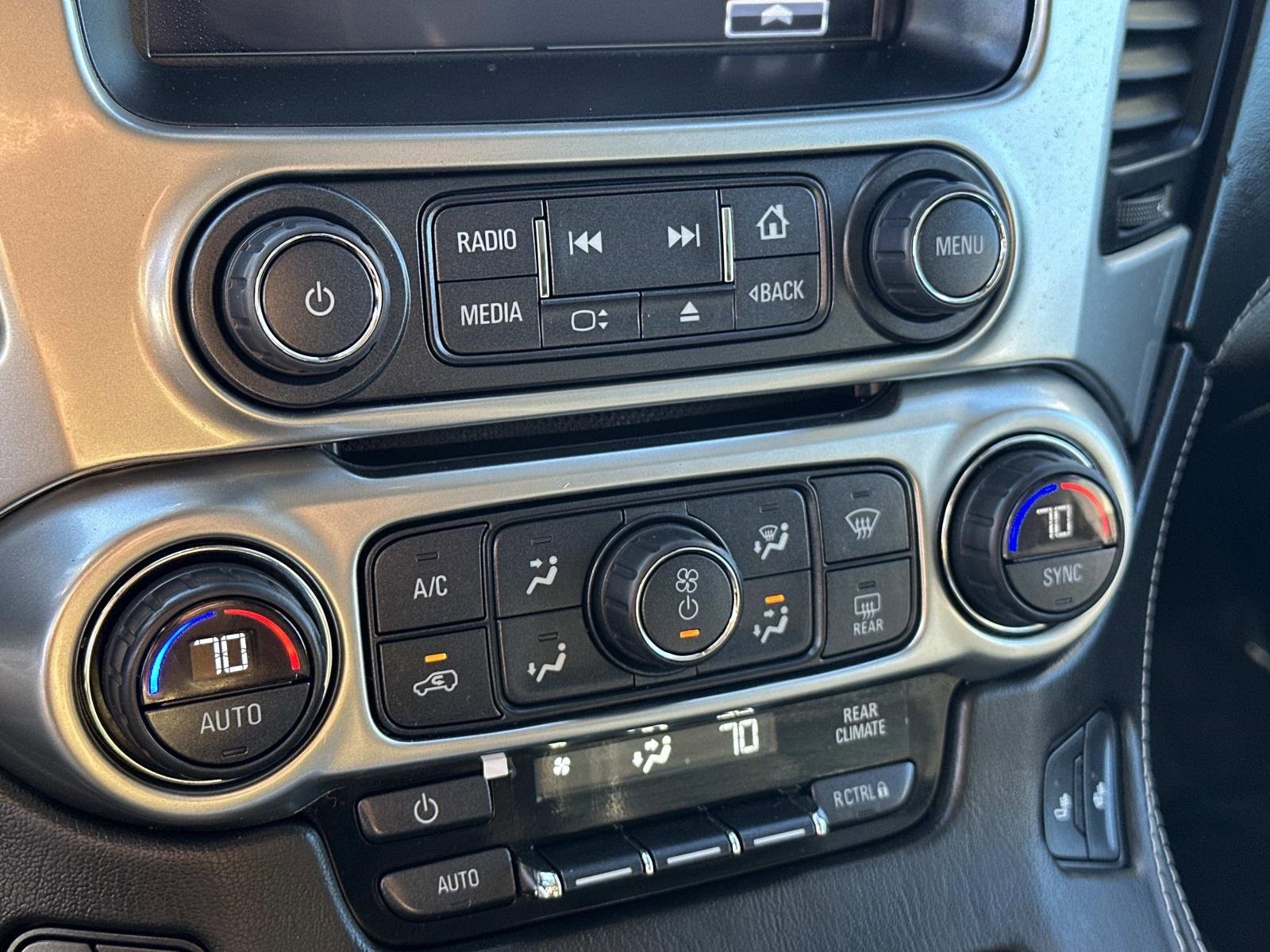 Used 2016 Chevrolet Suburban LT w/ Luxury Package image 14