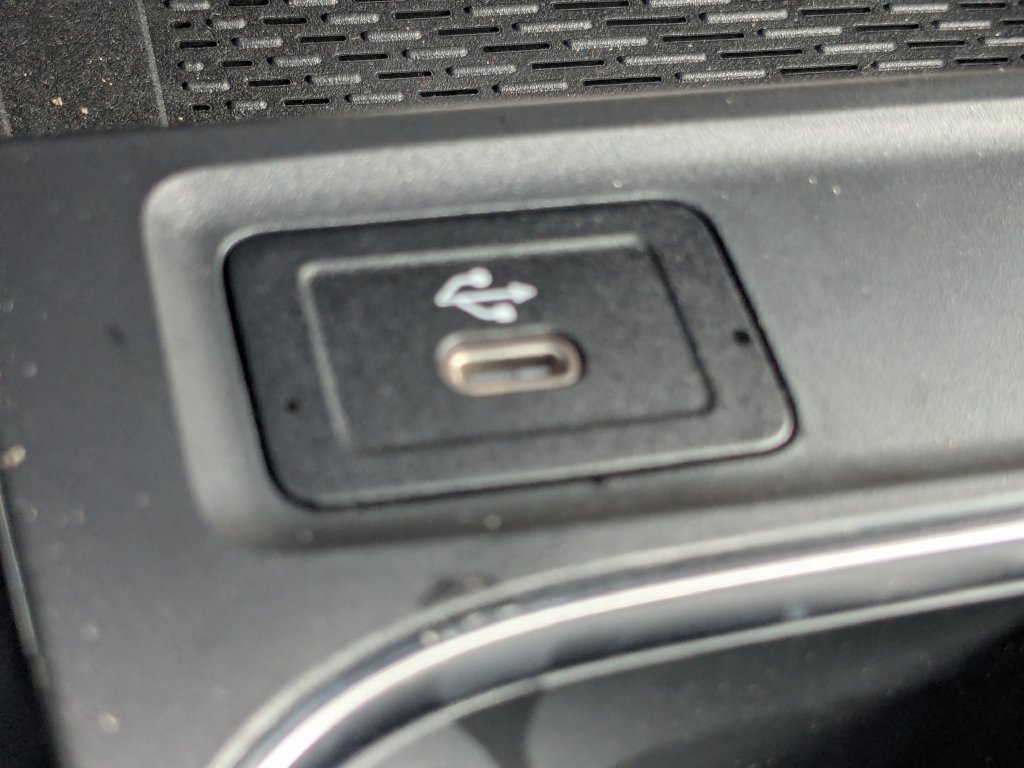 Certified 2024 Mercedes-Benz GLB 35 AMG 4MATIC image 8