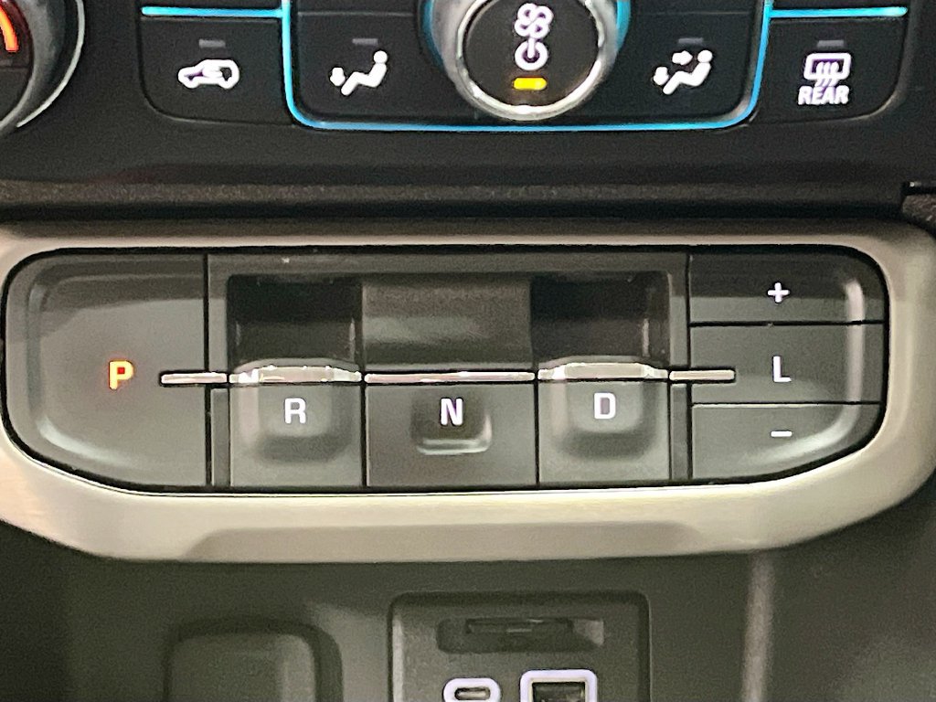 Used 2022 GMC Acadia Denali AWD/4WD image 17