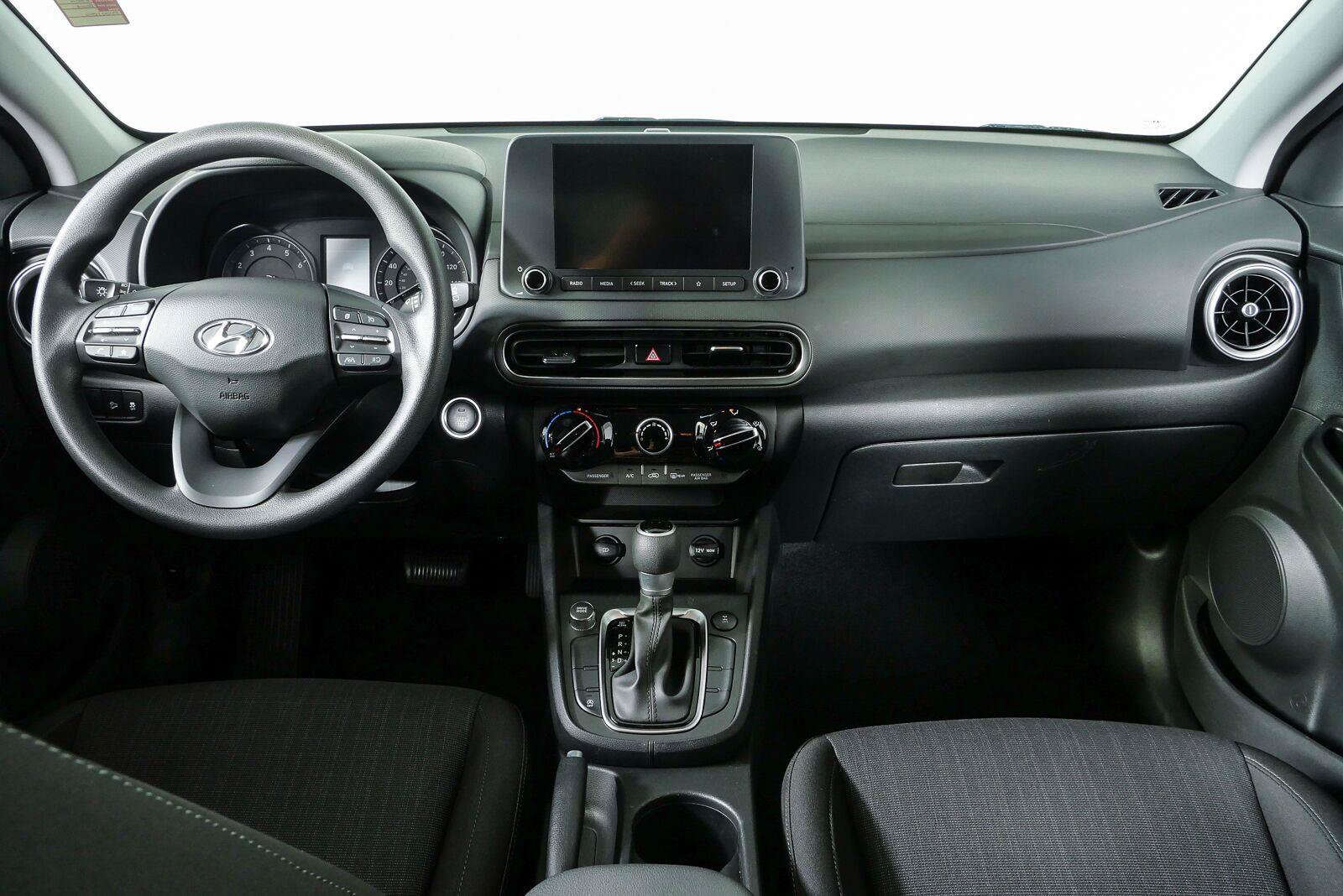 Used 2023 Hyundai Kona SEL AWD/4WD image 19