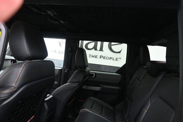 Used 2023 Ford Bronco Badlands AWD/4WD image 32