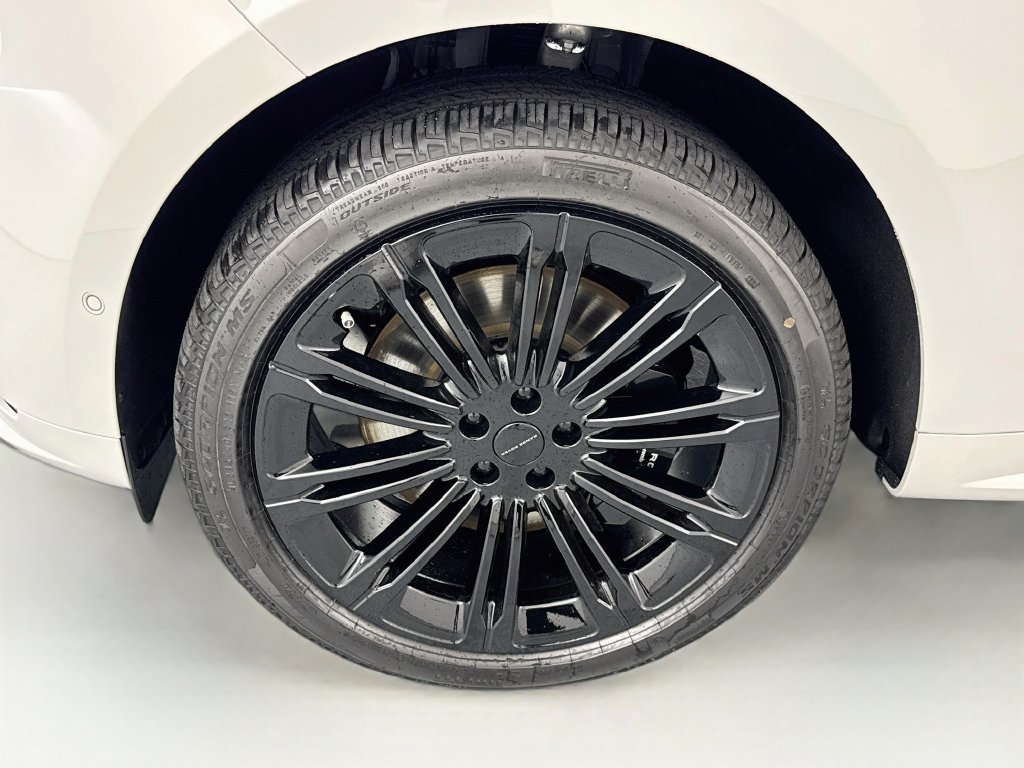 New 2026 Land Rover Range Rover Sport Dynamic SE AWD/4WD image 33