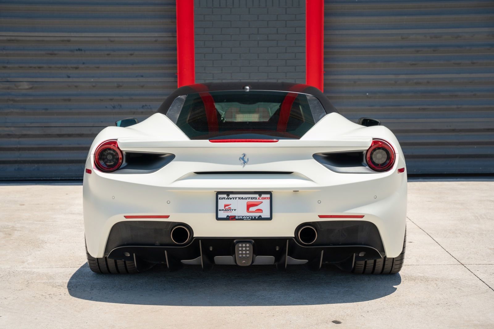 Used 2016 Ferrari 488 GTB RWD image 5