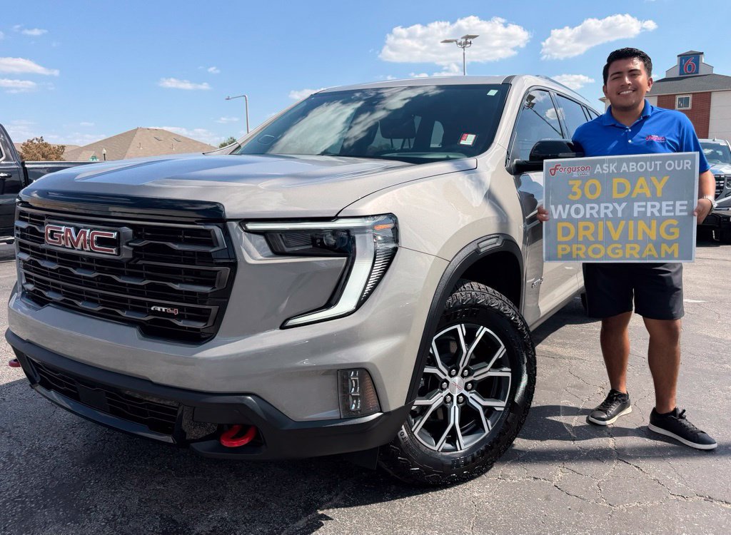 Used 2026 GMC Acadia AT4 w/ Luxury Package