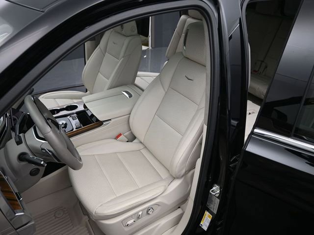 Certified 2025 Cadillac Escalade Premium Luxury Platinum w/ LPO, Floor Liner Package image 11
