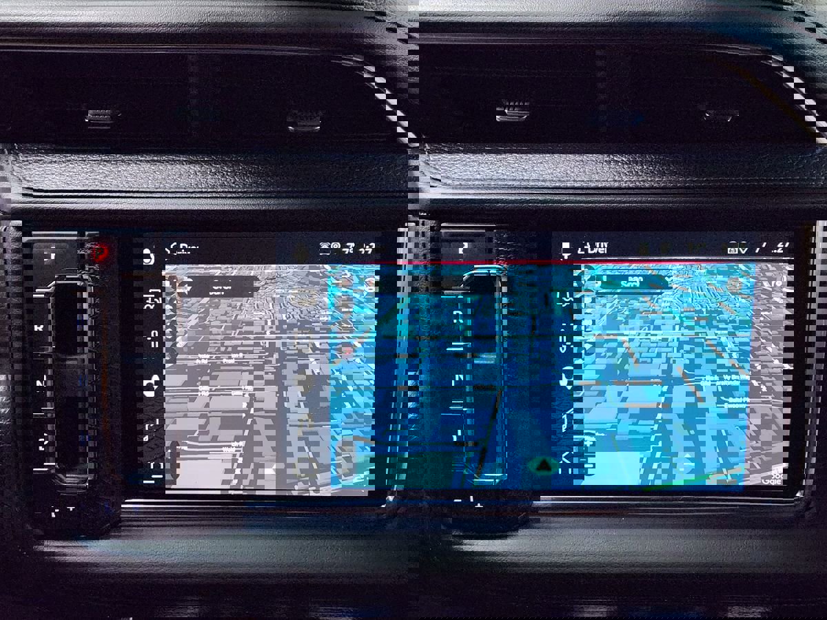 Used 2024 GMC Yukon Denali image 39