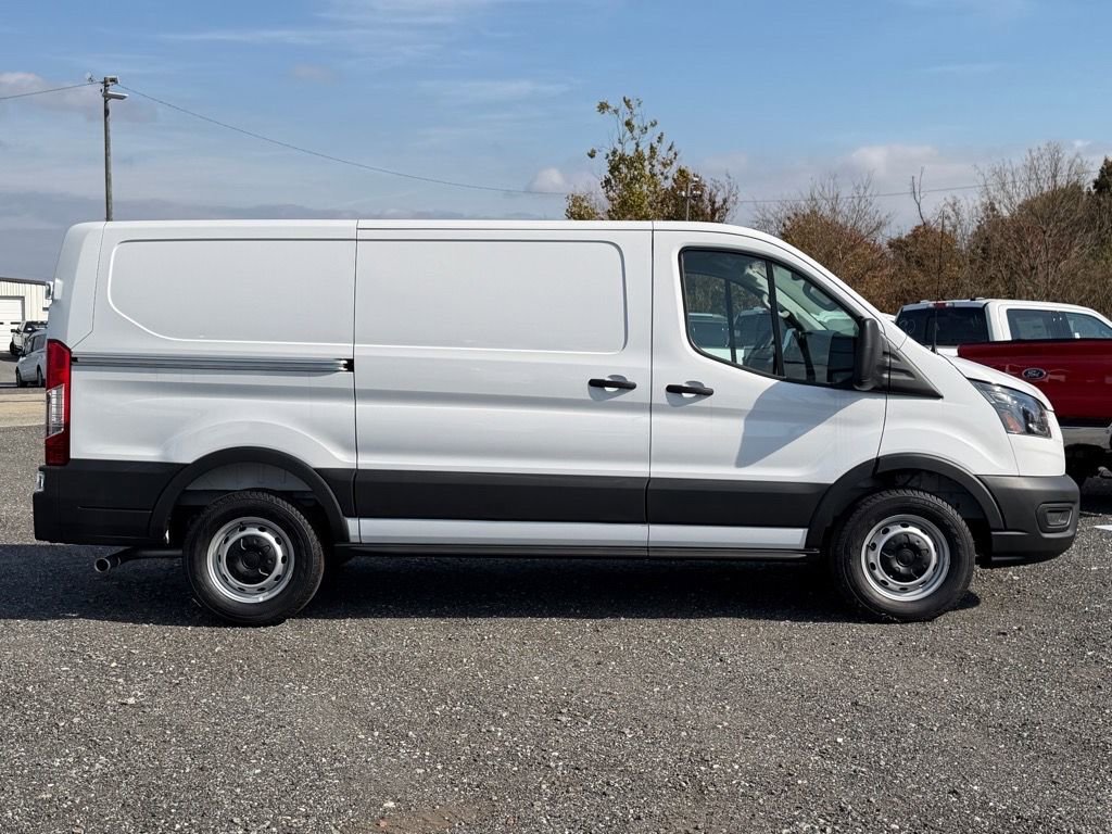 New 2025 Ford Transit 150 Low Roof image 21