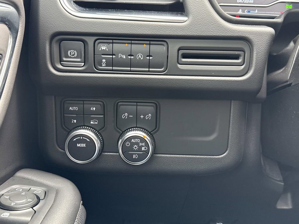 Certified 2023 GMC Yukon SLT image 23