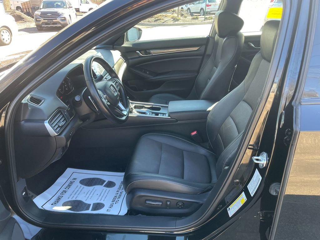 Used 2022 Honda Accord Sport image 12
