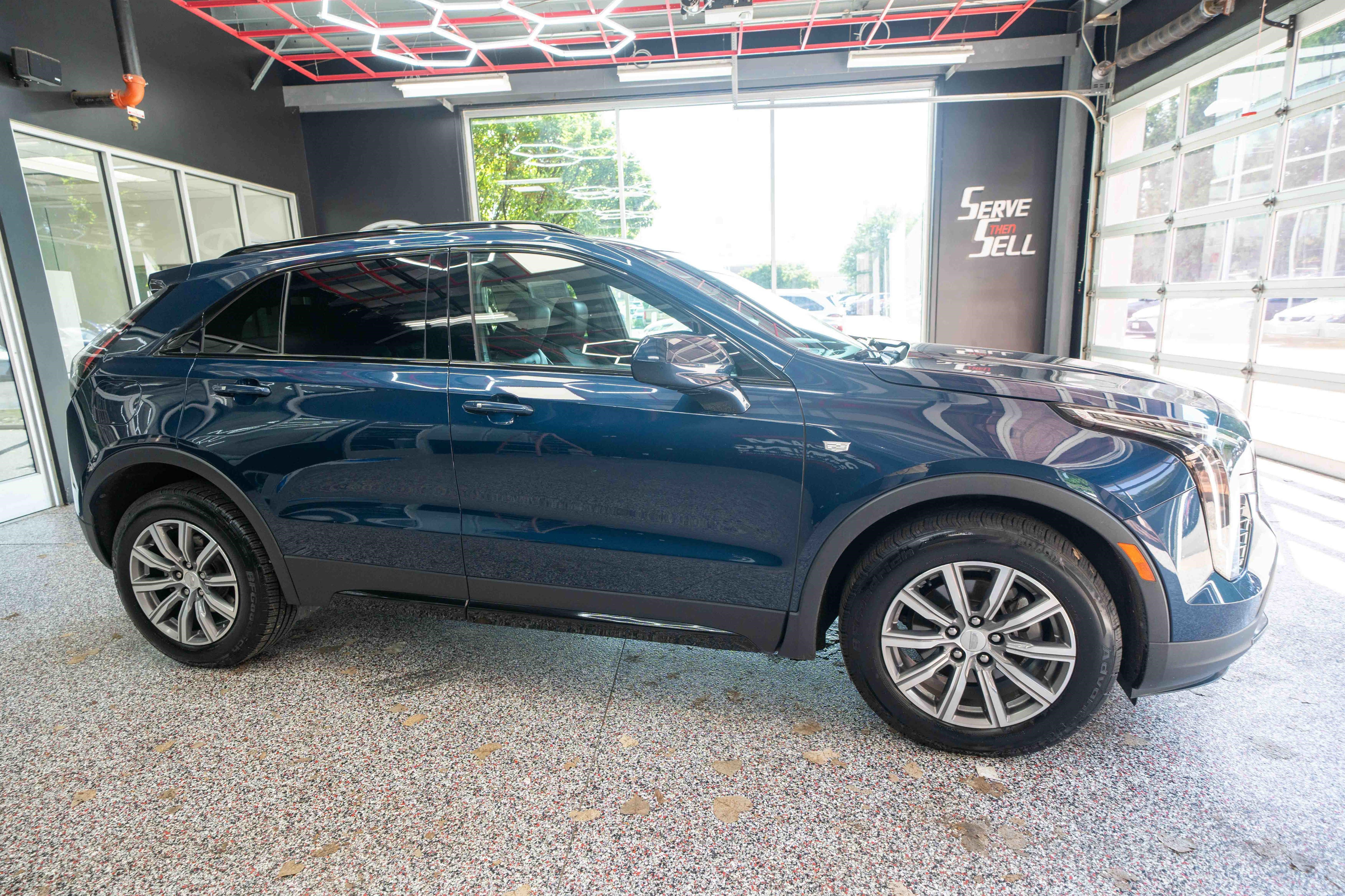 Used 2019 Cadillac XT4 Sport AWD/4WD image 5