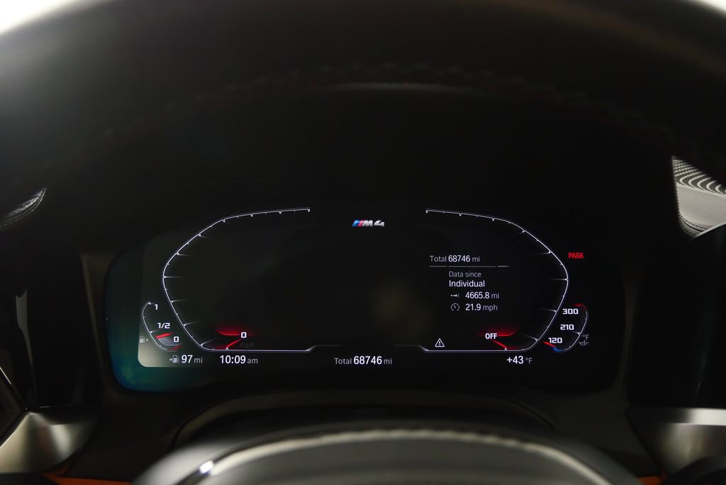 Used 2021 BMW M4 Coupe image 21