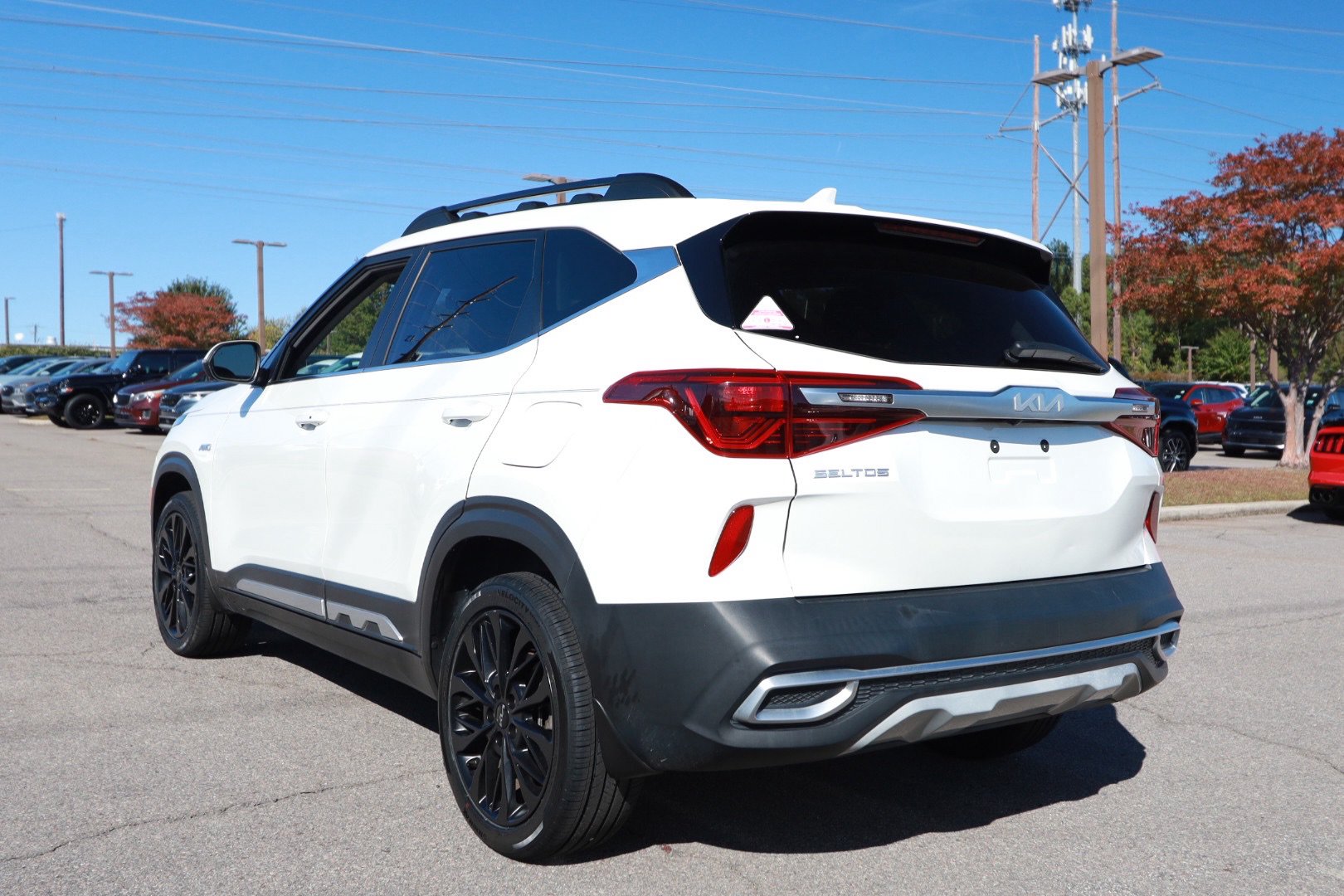 Used 2022 Kia Seltos Nightfall Edition AWD/4WD image 3