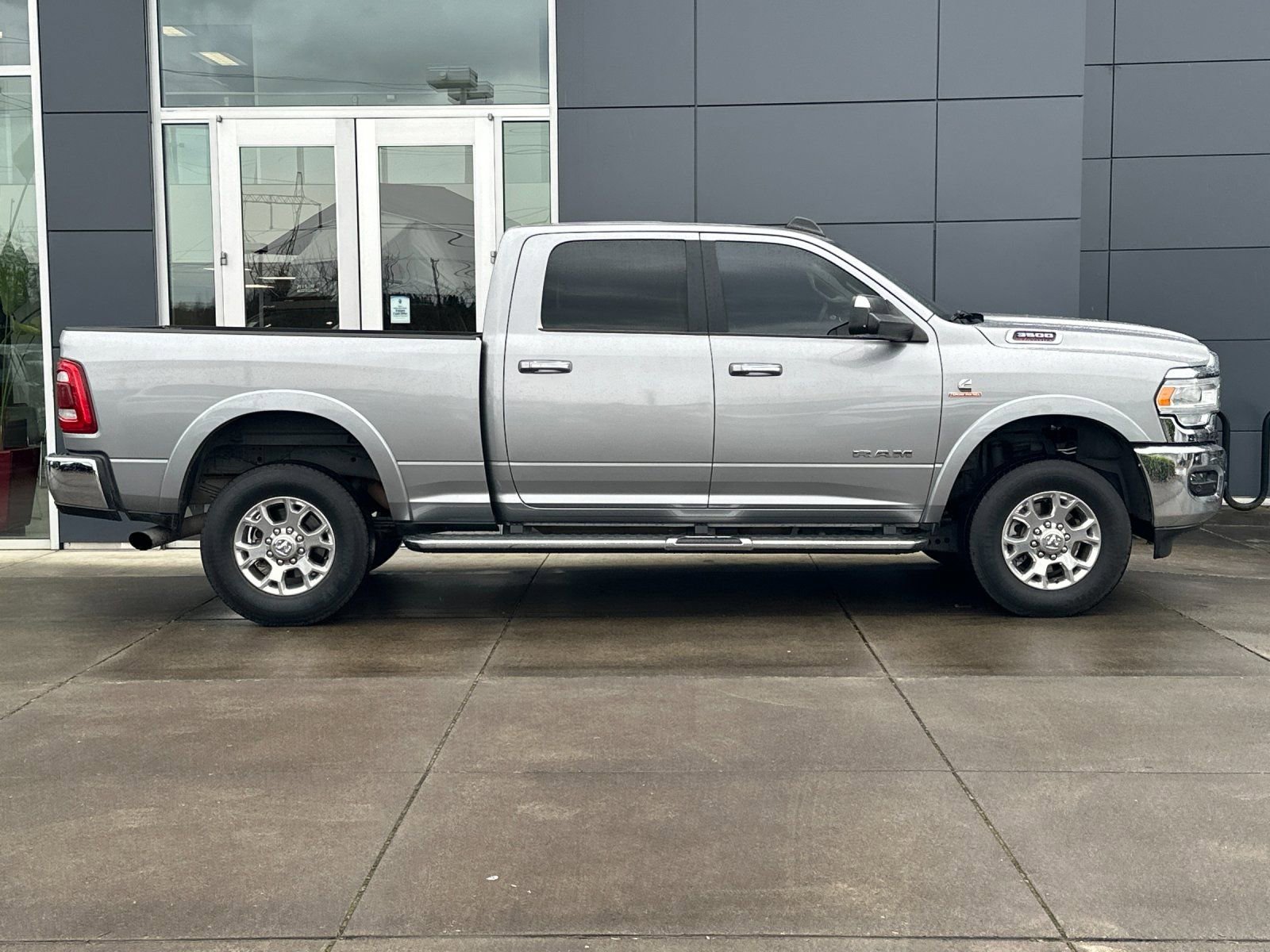 Used 2022 RAM 3500 Laramie image 2