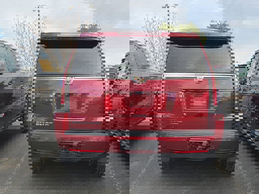 Used 2019 Cadillac Escalade Luxury image 9