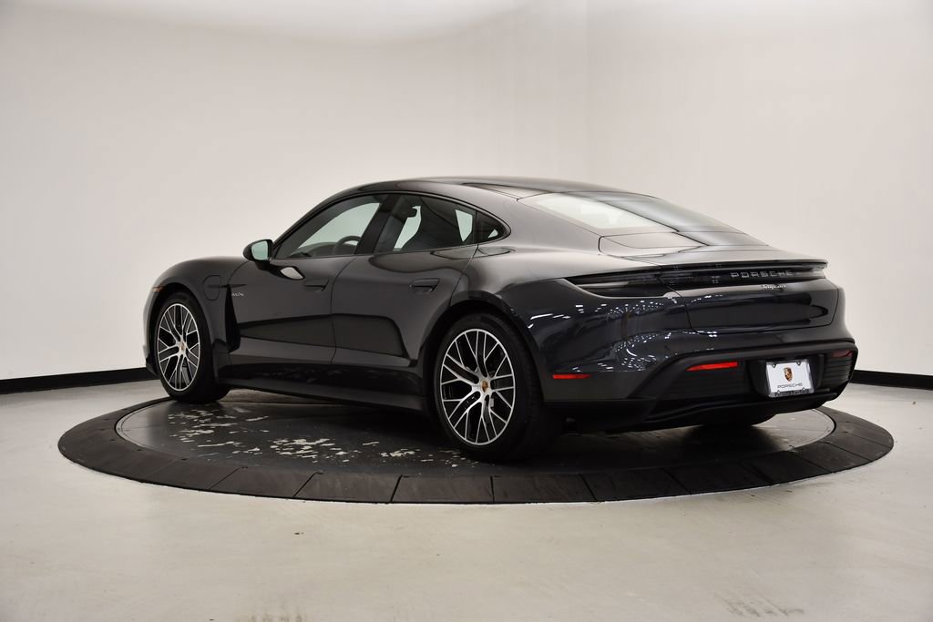 Used 2025 Porsche Taycan image 3