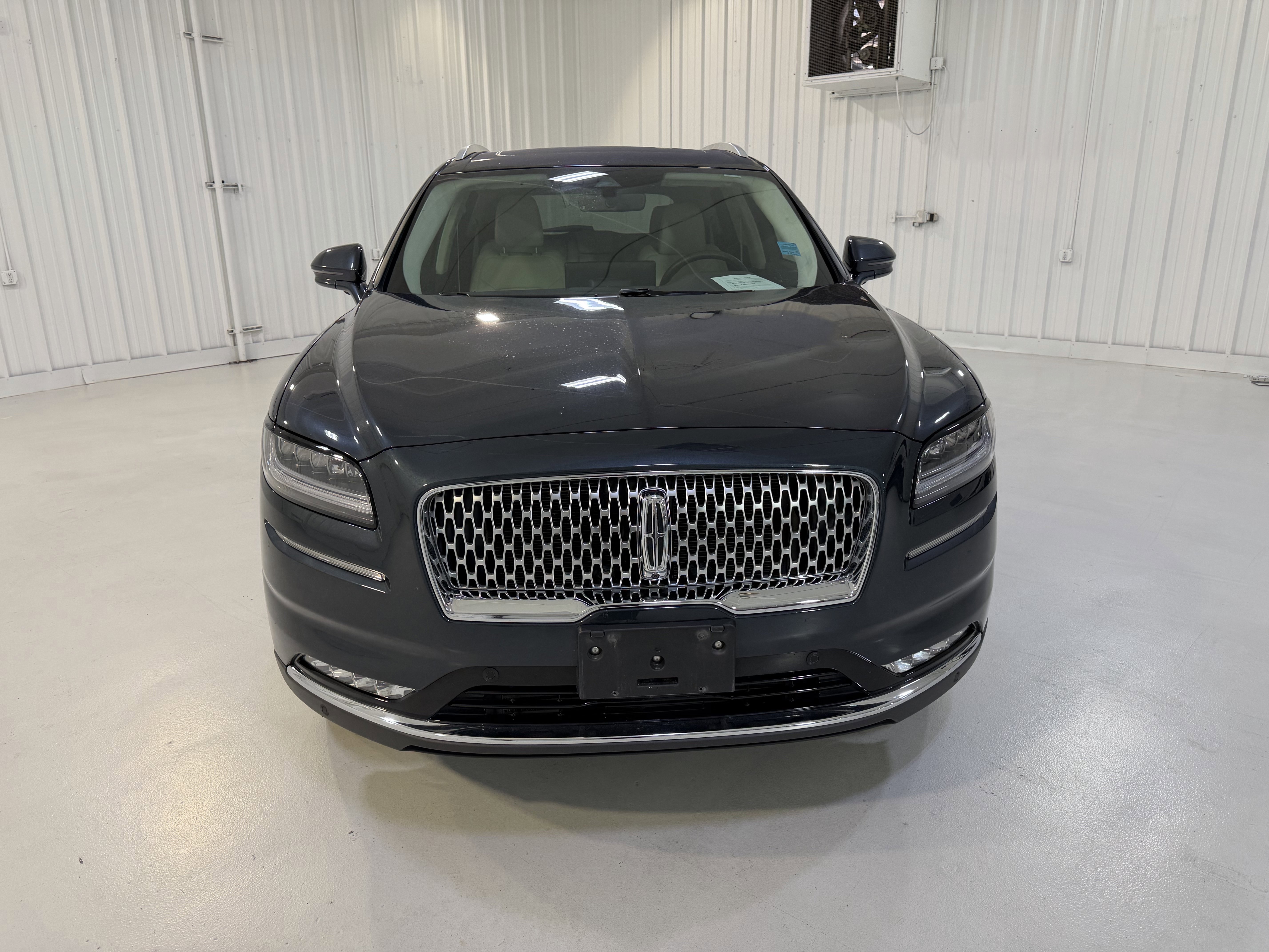 Used 2022 Lincoln Nautilus Black Label w/ Class II Trailer Tow Package AWD/4WD image 8
