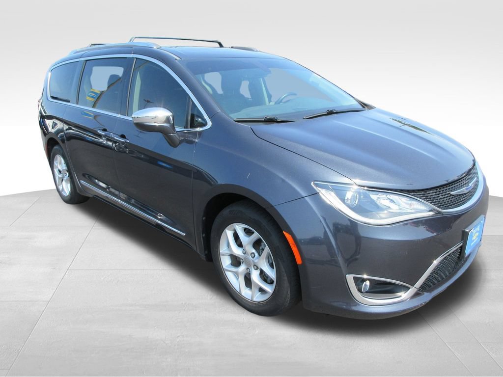 Used 2020 Chrysler Pacifica Limited FWD image 7