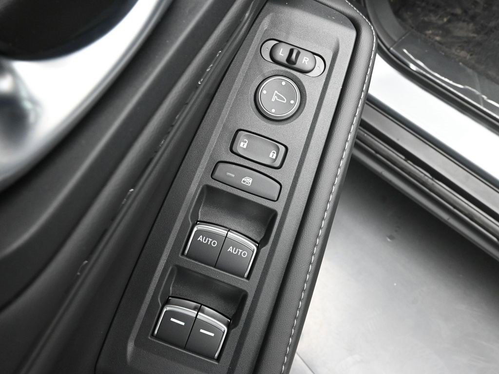 New 2025 Honda Accord Sport image 30