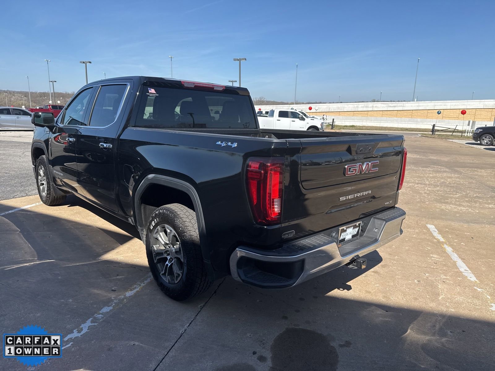 Used 2025 GMC Sierra 1500 SLT image 5
