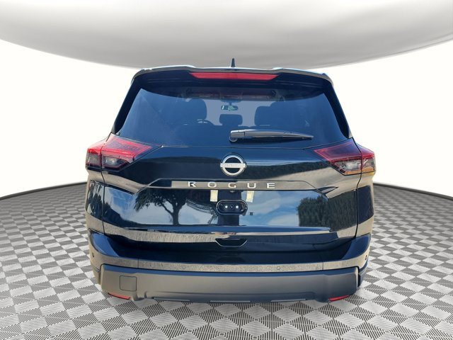 New 2026 Nissan Rogue S image 4