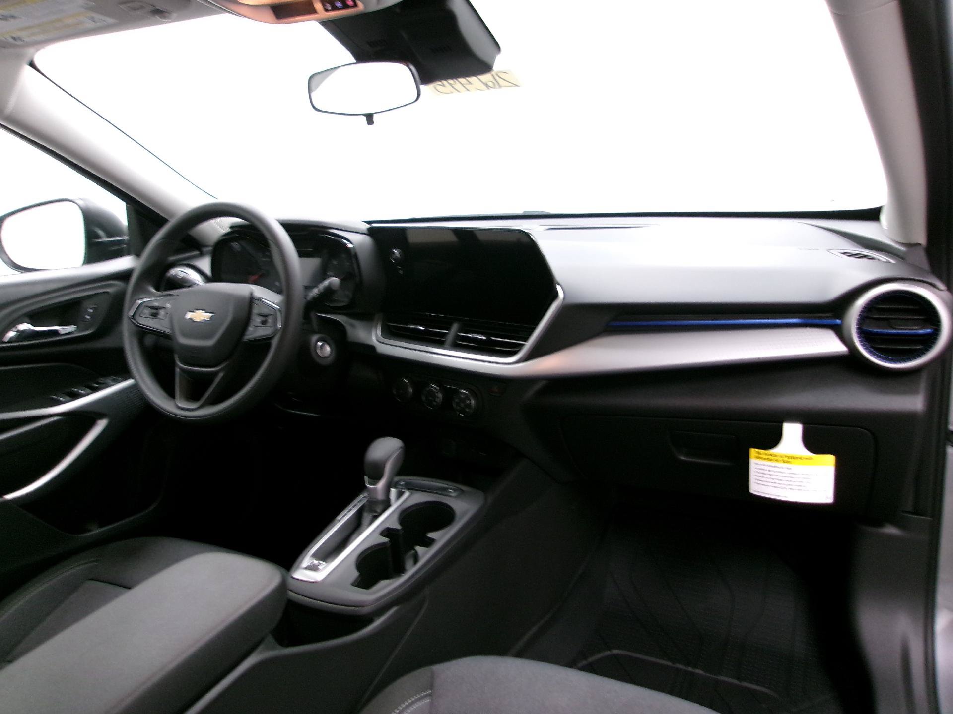 New 2026 Chevrolet Trax LS FWD image 3