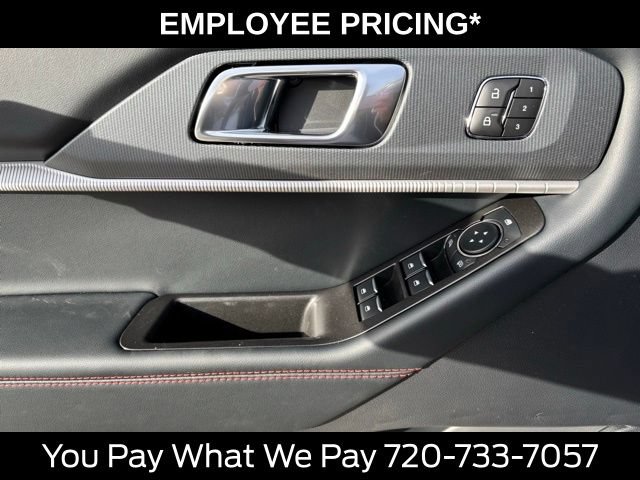 New 2026 Ford Explorer ST-Line w/ ST-Line Street Pack AWD/4WD image 10