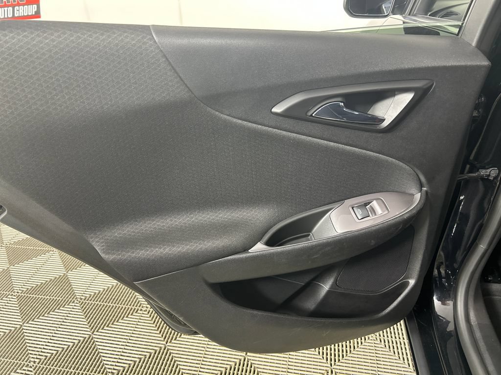 Used 2022 Chevrolet Malibu LS FWD image 16