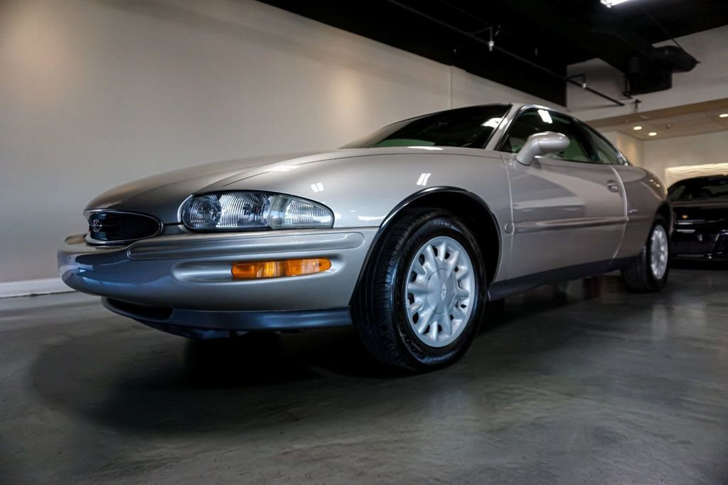 Used 1997 Buick Riviera Supercharged Coupe image 81