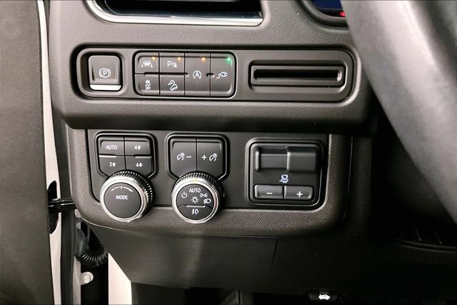 Used 2022 GMC Yukon AT4 w/ Max Trailering Package AWD/4WD image 35