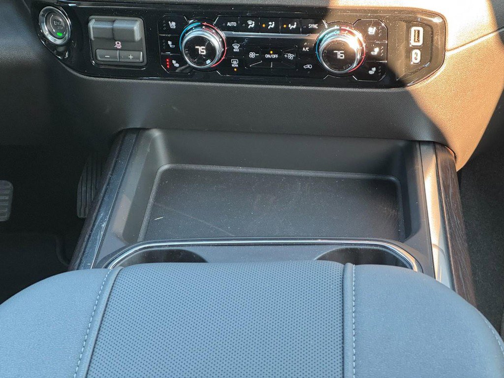 New 2026 GMC Sierra 2500 SLT w/ SLT Premium Package image 14