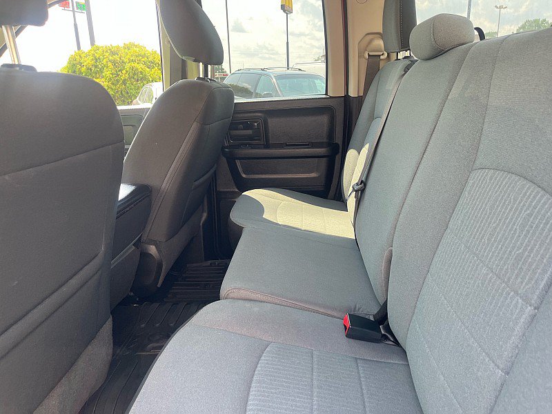 Used 2021 RAM 1500 Express w/ Wheel & Sound Group AWD/4WD image 18