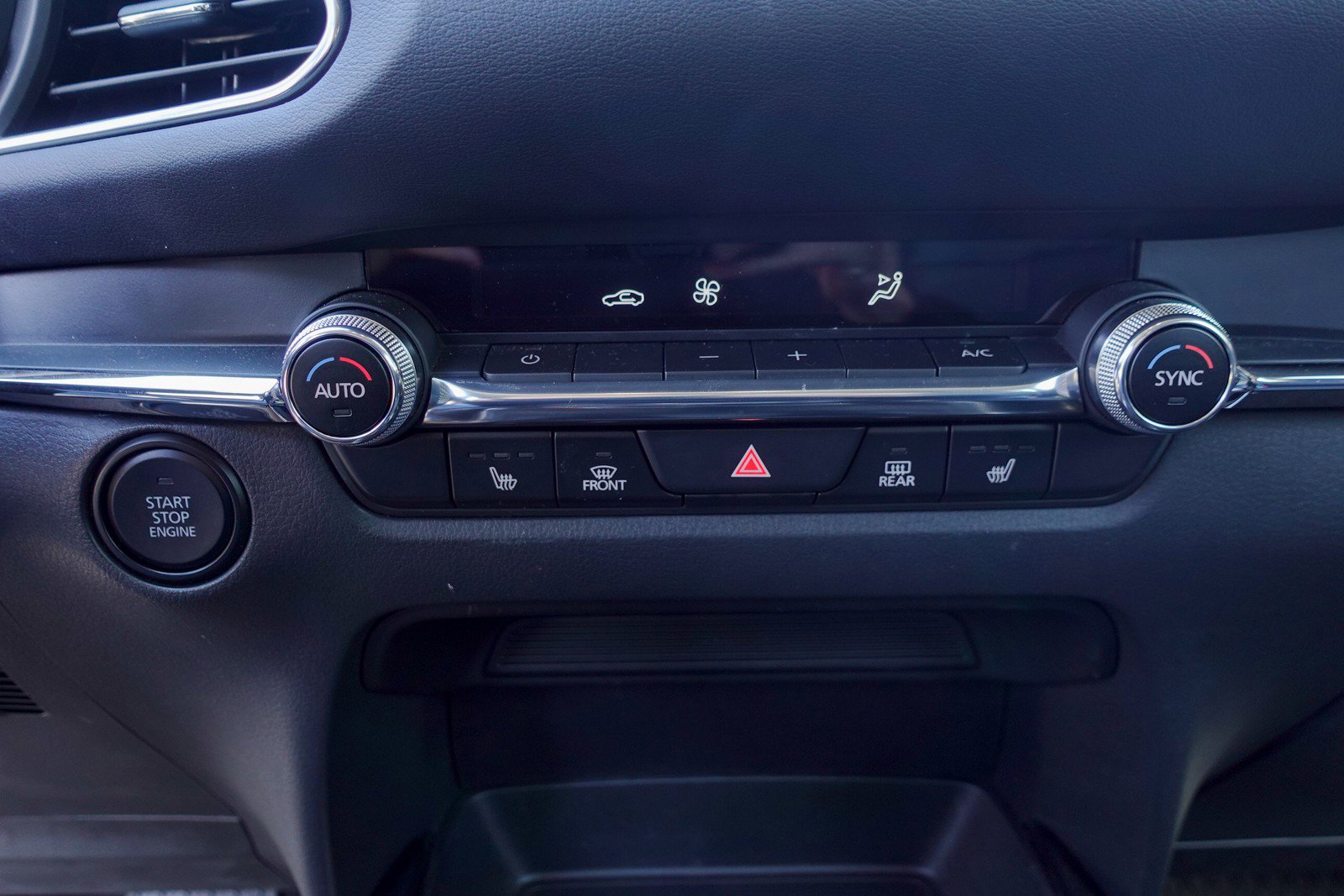 Used 2023 MAZDA CX-30 AWD 2.5 S w/ Preferred Package image 18