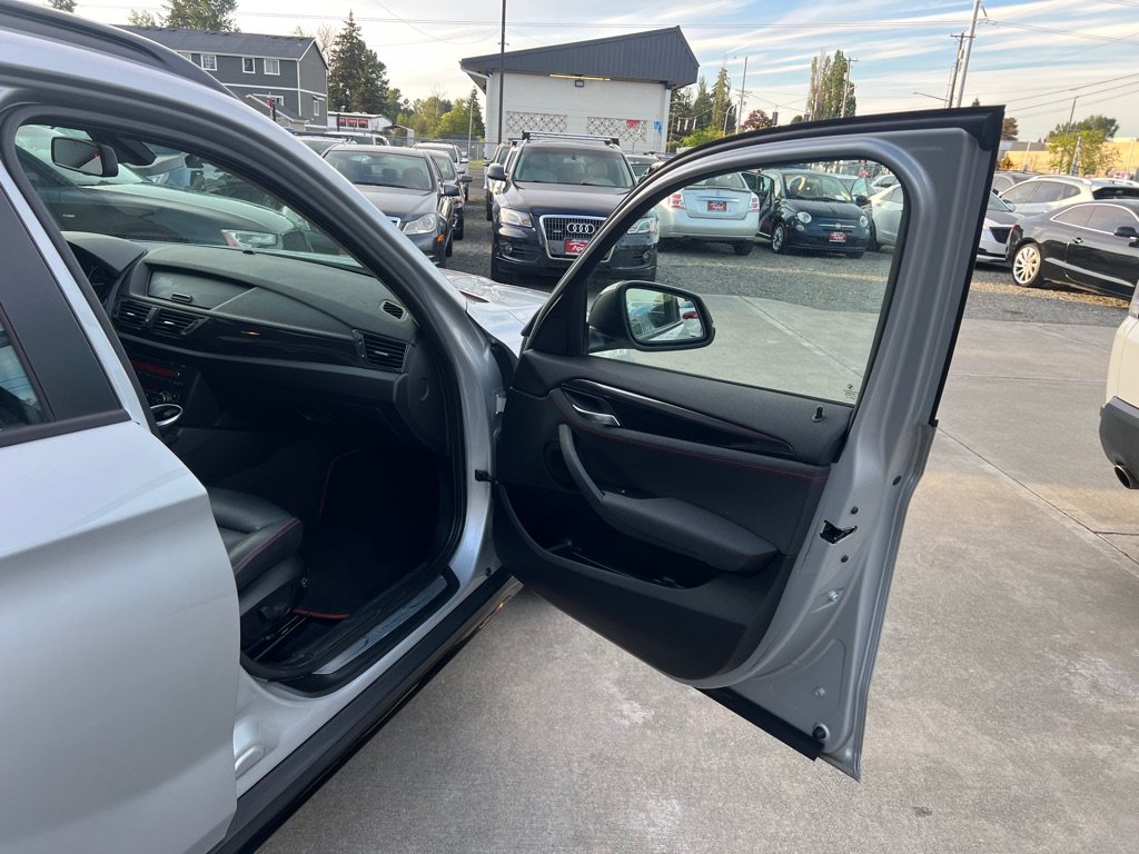 Used 2014 BMW X1 xDrive28i AWD/4WD image 18