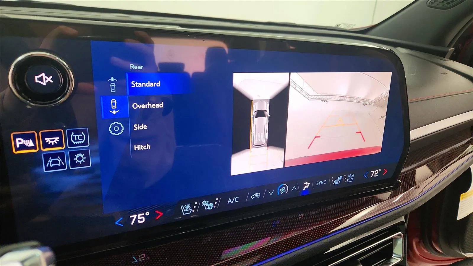 New 2026 Chevrolet Traverse RS image 29