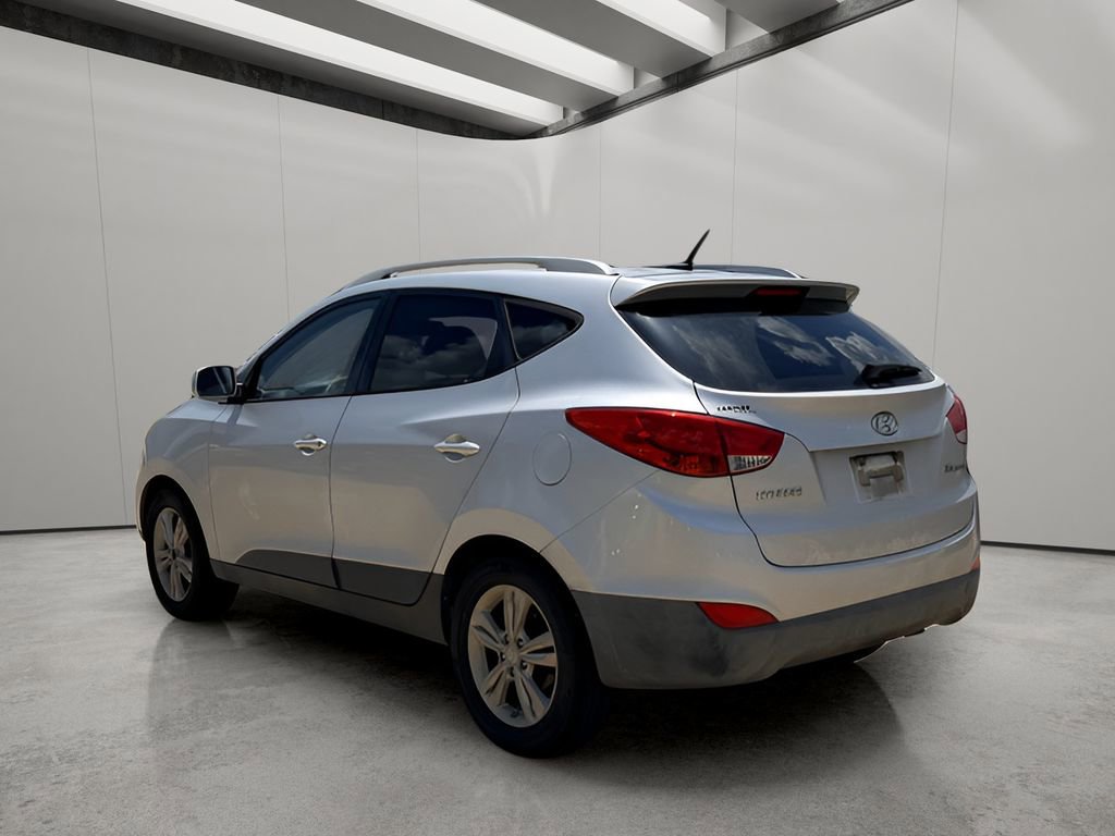 Used 2011 Hyundai Tucson GLS FWD image 3