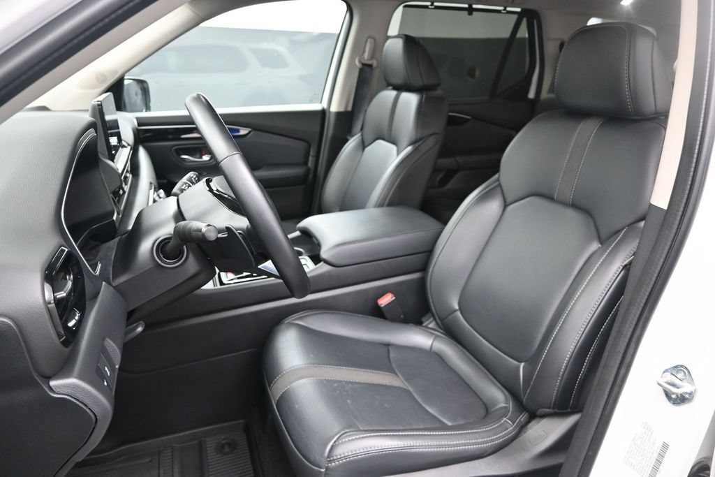 Used 2025 Honda Pilot EX-L image 16