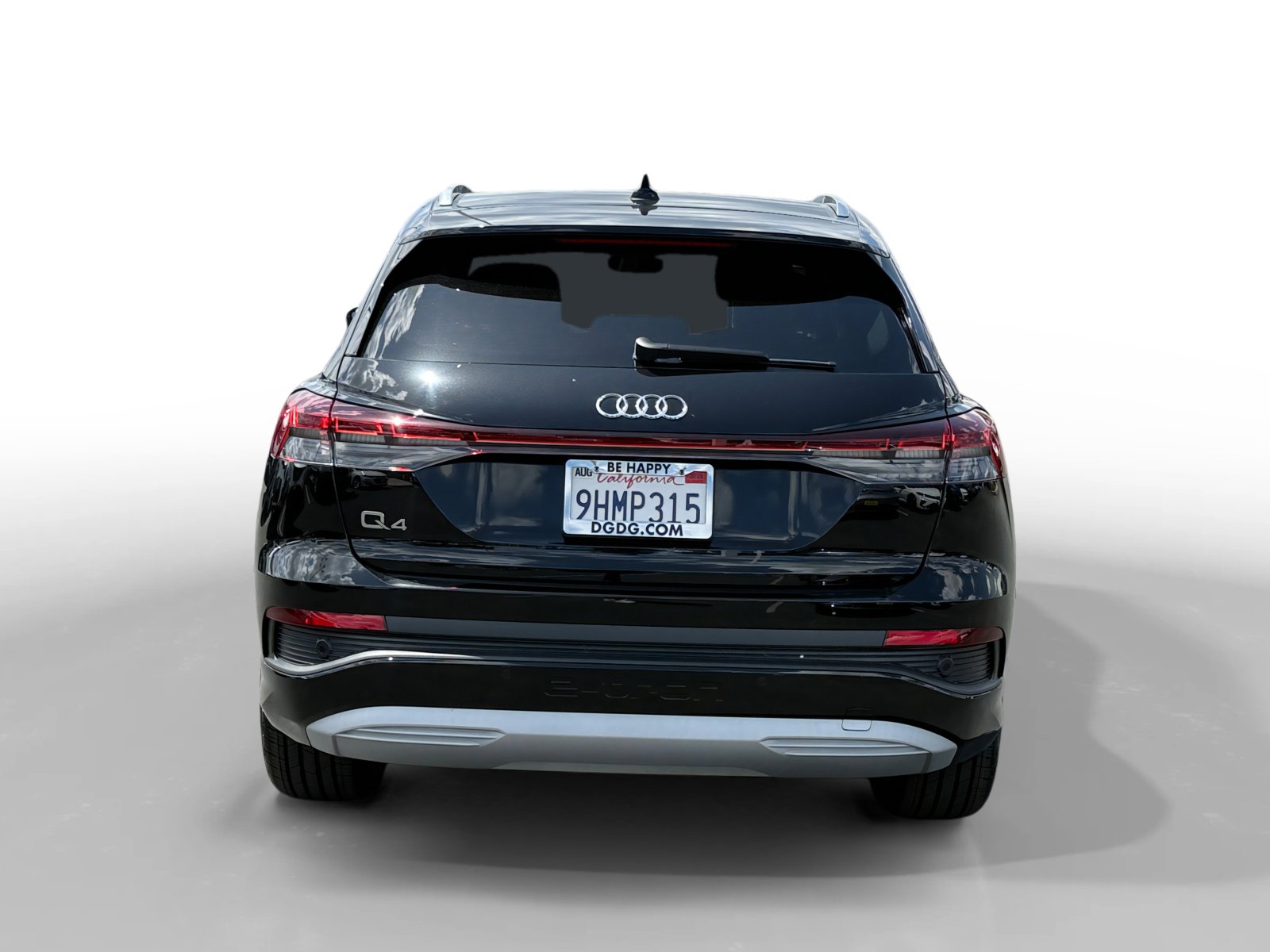 Used 2023 Audi Q4 e-tron Premium Plus w/ Premium Plus RWD image 4