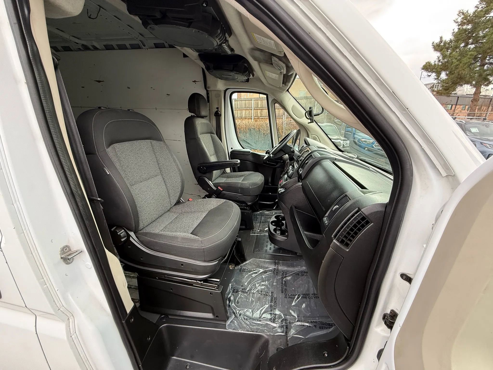 Used 2018 RAM ProMaster 2500 image 22