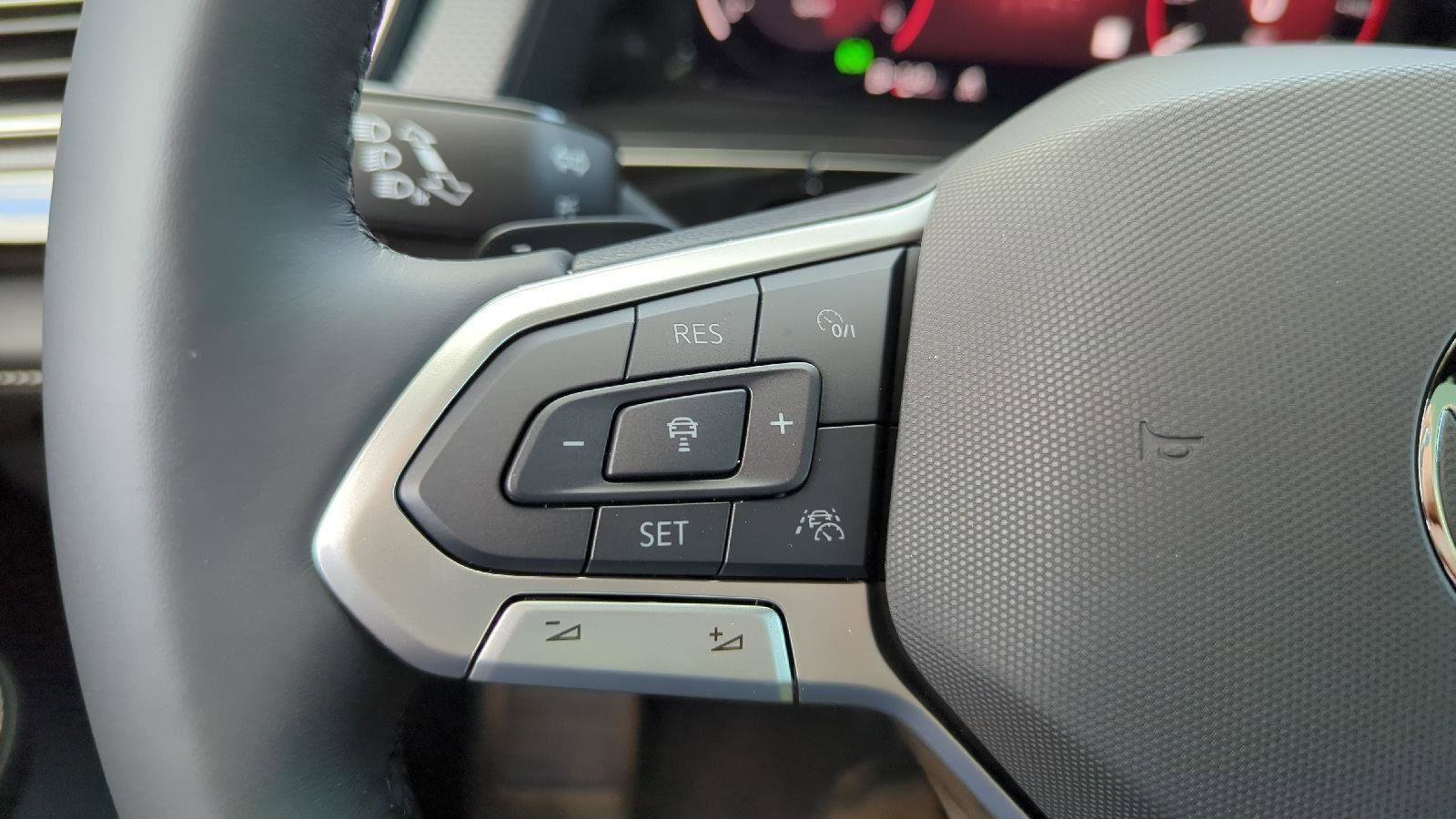 New 2026 Volkswagen Atlas Cross Sport SEL Premium R-Line image 24