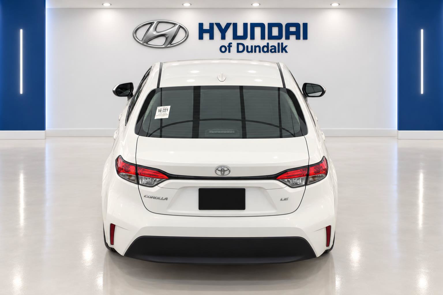 Used 2025 Toyota Corolla LE FWD image 6