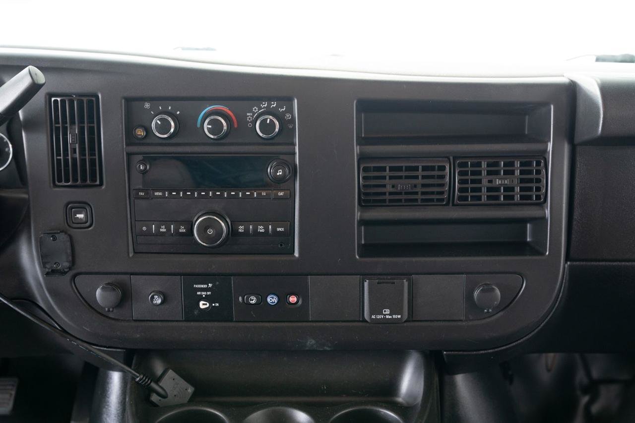 Used 2019 Chevrolet Express 2500 w/ Driver Convenience Package RWD image 18