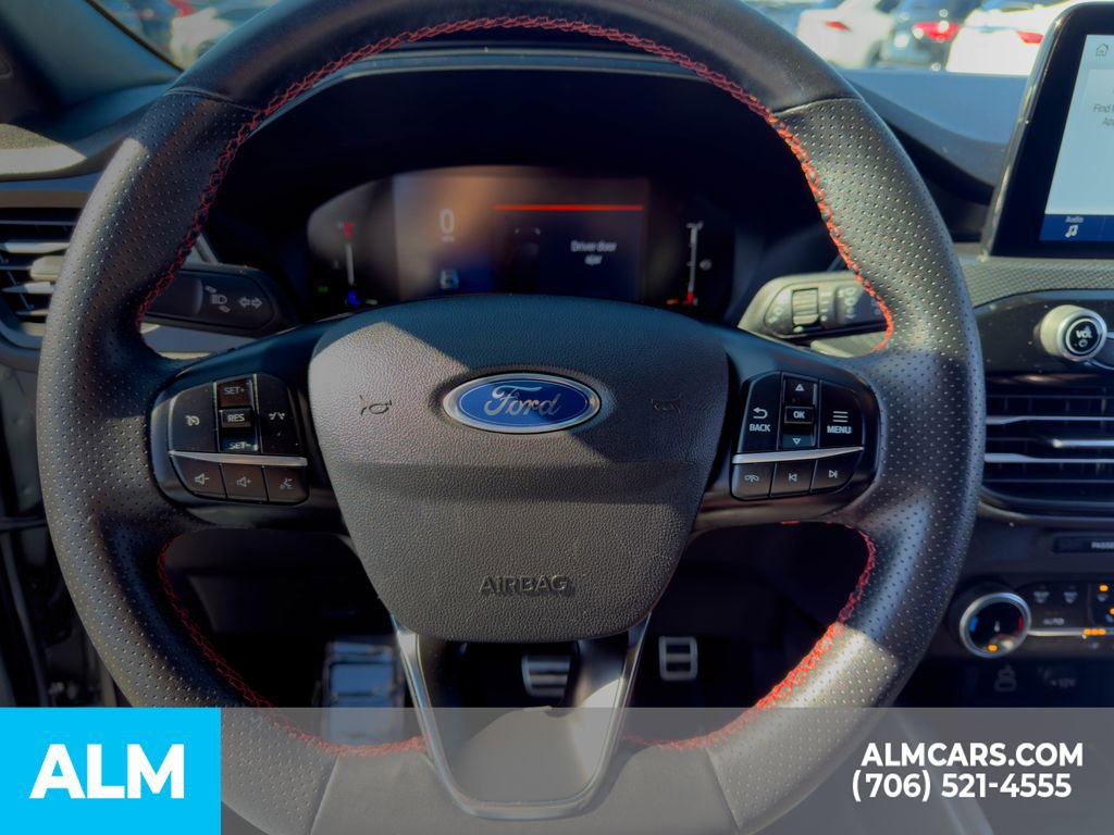 Used 2024 Ford Escape ST-Line image 17