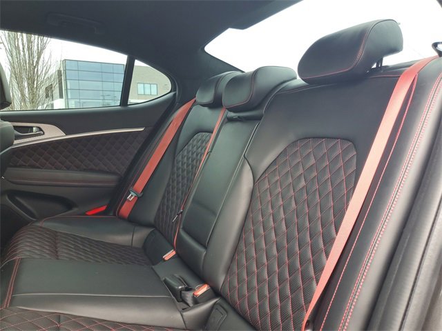 Used 2023 Genesis G70 3.3T w/ Sport Prestige Package image 9