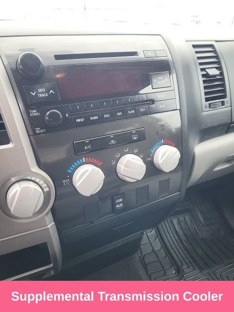 Used 2013 Toyota Tundra 4x4 CrewMax w/ Tow Pkg image 9