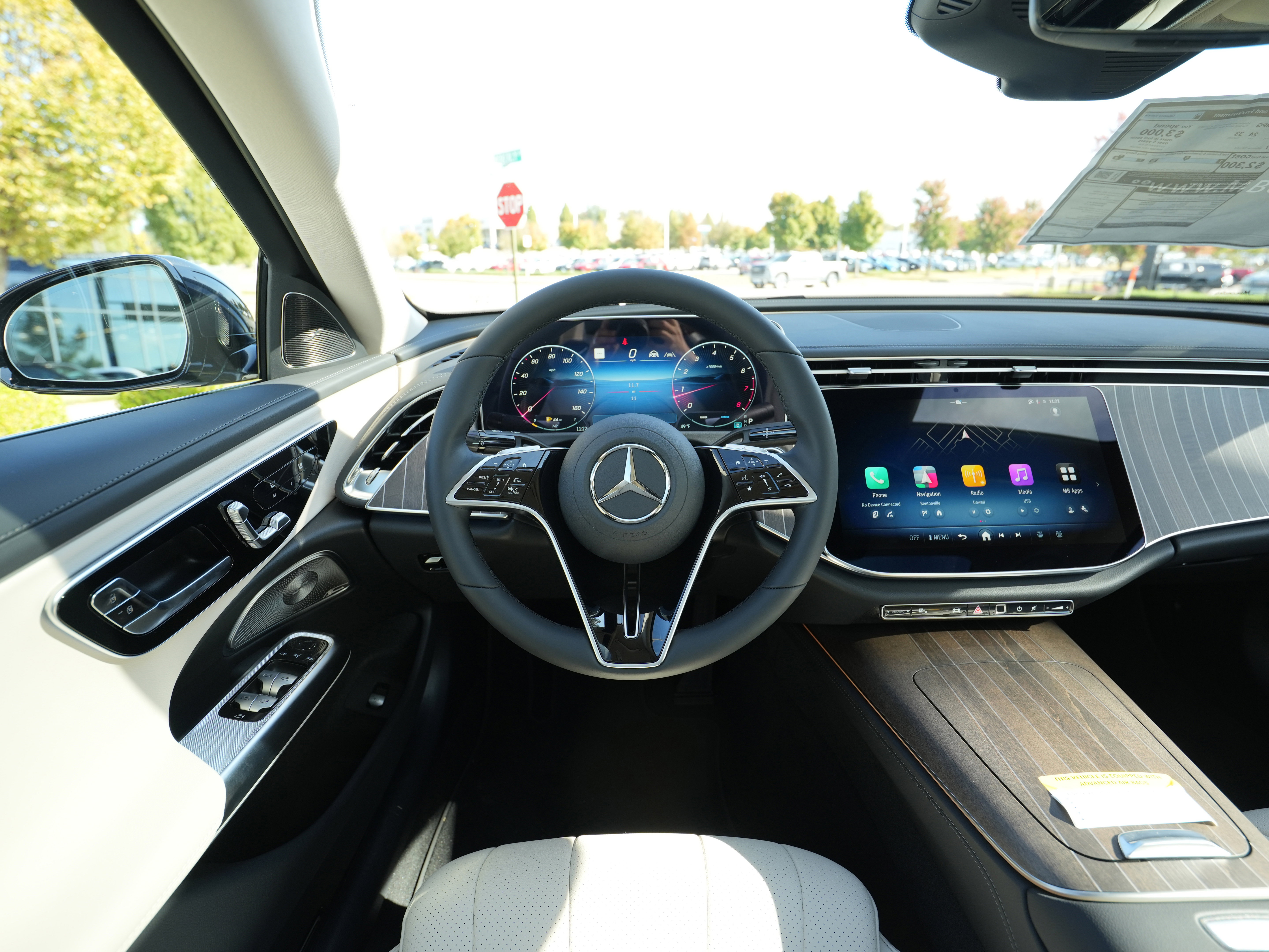 New 2026 Mercedes-Benz E 350 4MATIC Sedan image 22