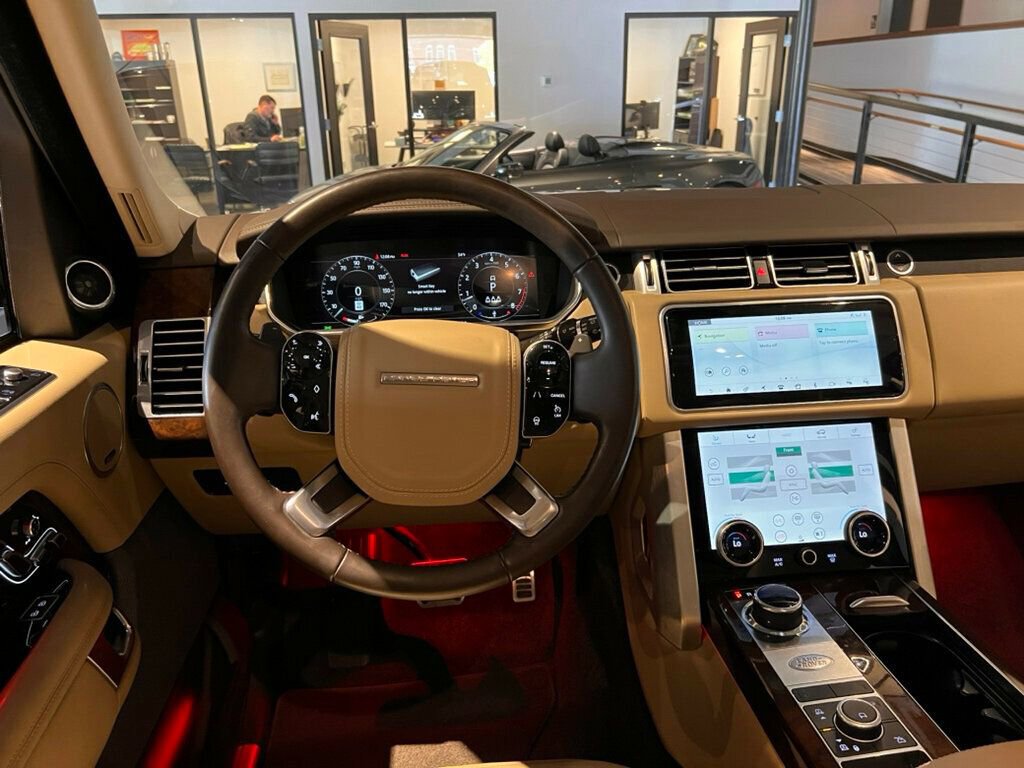 Used 2022 Land Rover Range Rover P525 Westminster Edition image 12