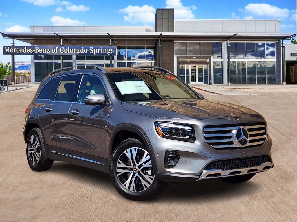 New 2026 Mercedes-Benz GLB 250 4MATIC image 1